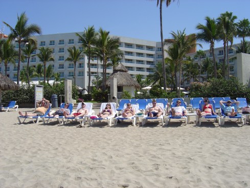 dsc031521 Chillin' with the gang