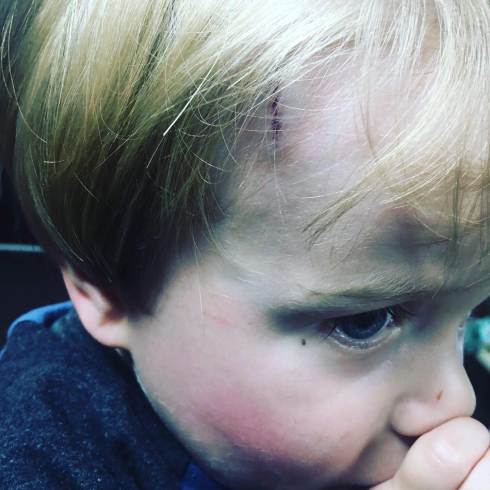 5901CD17-EF41-4208-8493-1513D0895F29